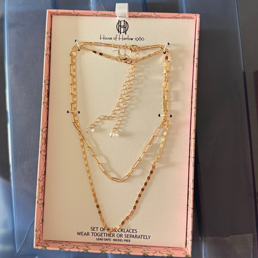 House of Harlow 1960 Pink Box with Green Bow Never worn .